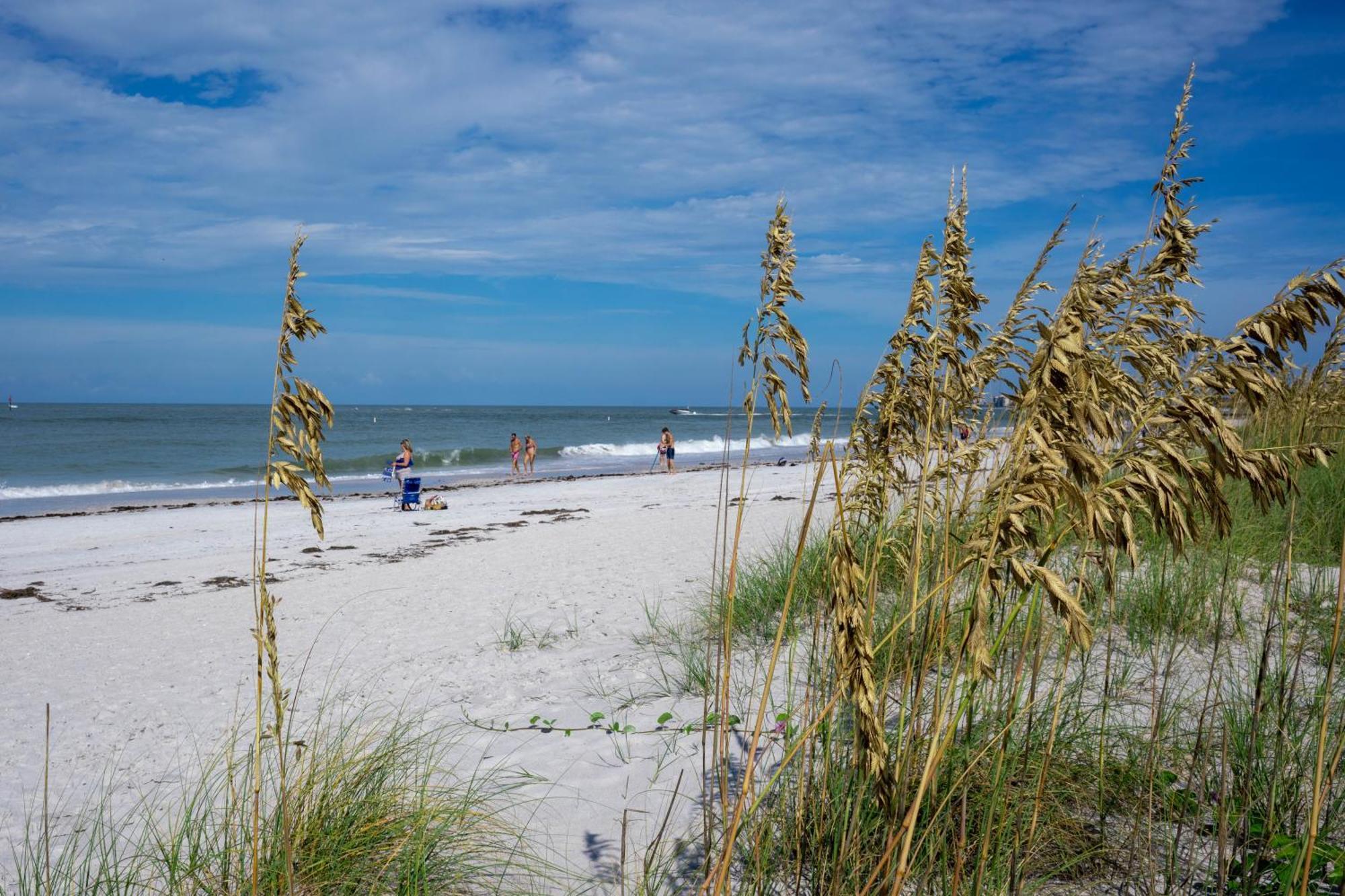 Silver Sands St. Pete Beach Exterior photo